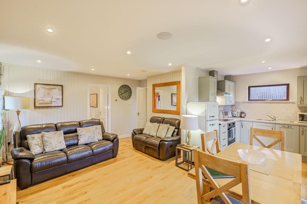 Birch Lodge 13 With Hot Tub Newton Stewart Zewnętrze zdjęcie