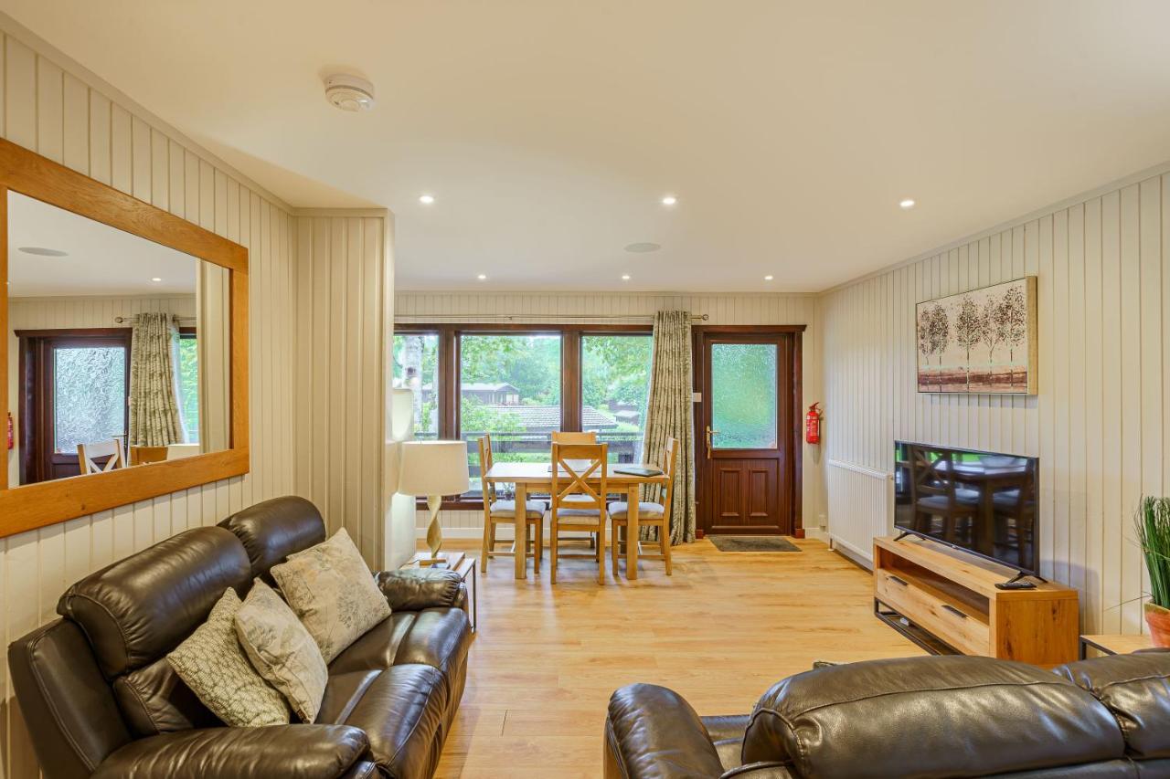 Birch Lodge 13 With Hot Tub Newton Stewart Zewnętrze zdjęcie